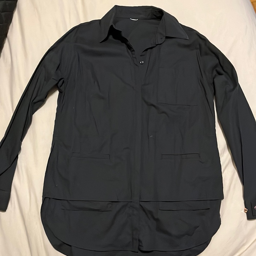 Kit and Ace utility button up with rose gold accents - Size 6